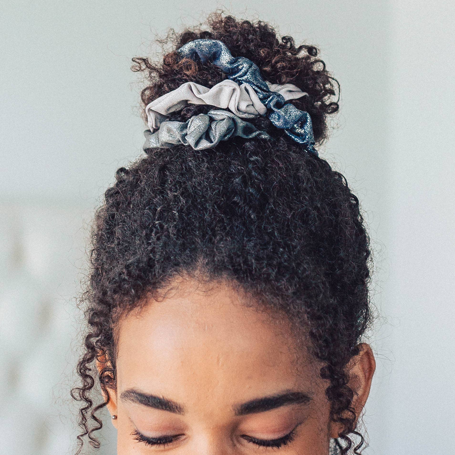 Kitsch Scrunchies Metallic (Black/Gray)