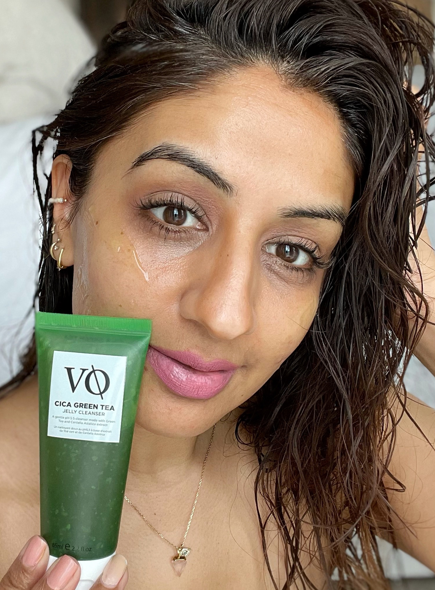 Vitamasques VQ Cica Green Tea Jelly Facial Cleanser