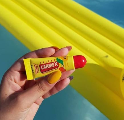 Carmex Cherry Lip Balm Tube 10g