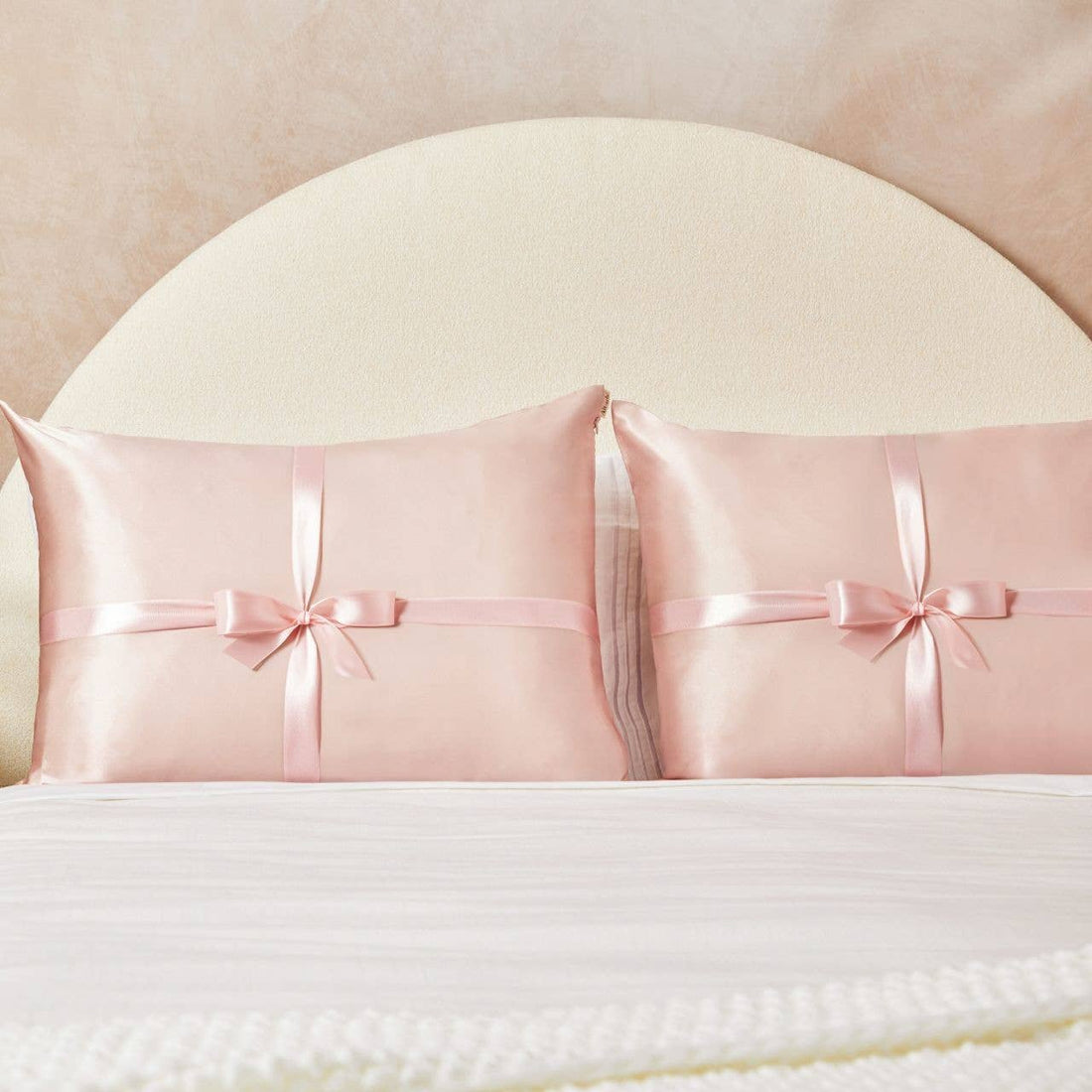 Kitsch Holiday Standard Pillowcase 2pc - Blush